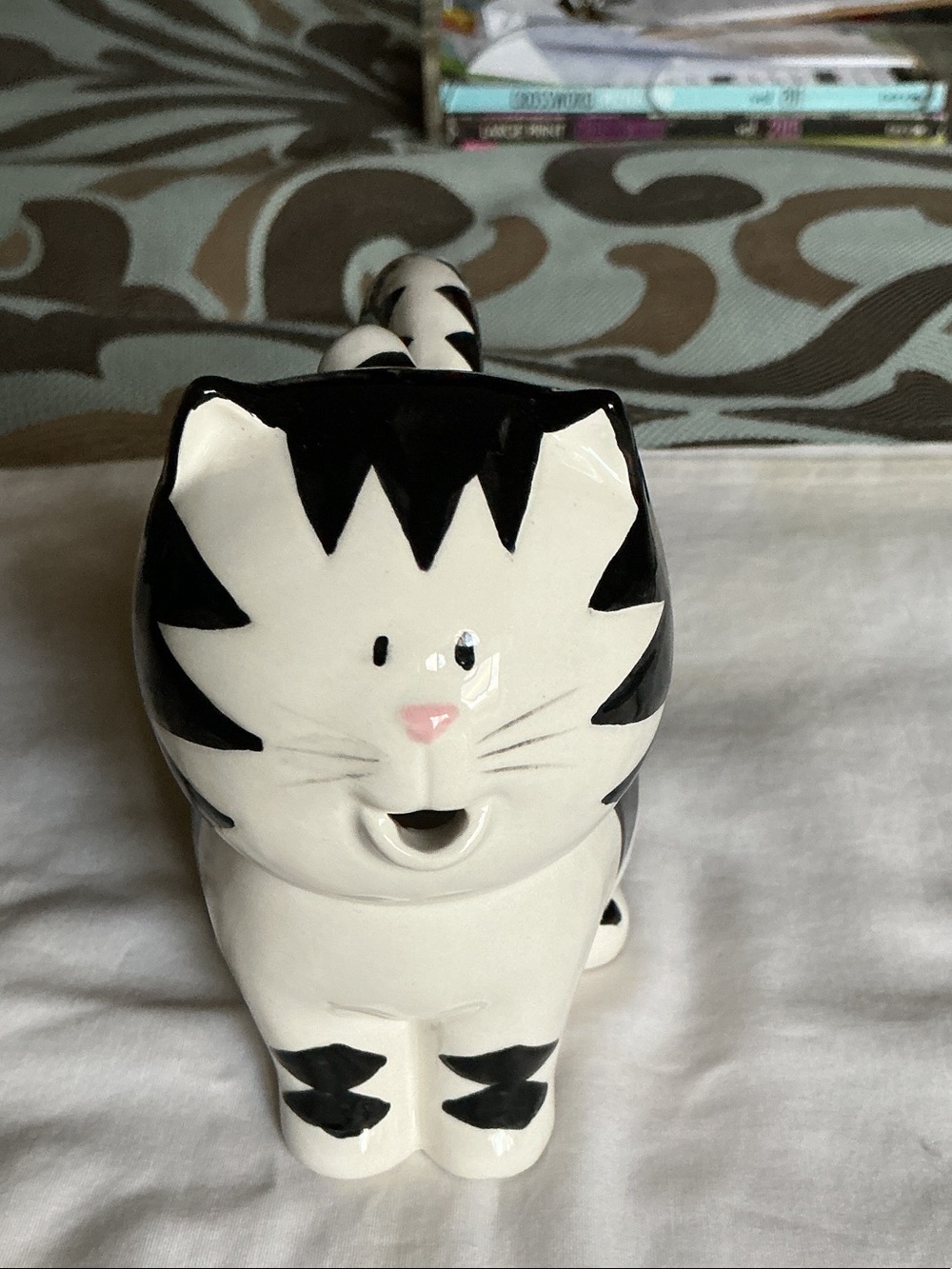 Russ Black and White Ceramic Cat Dispenser
